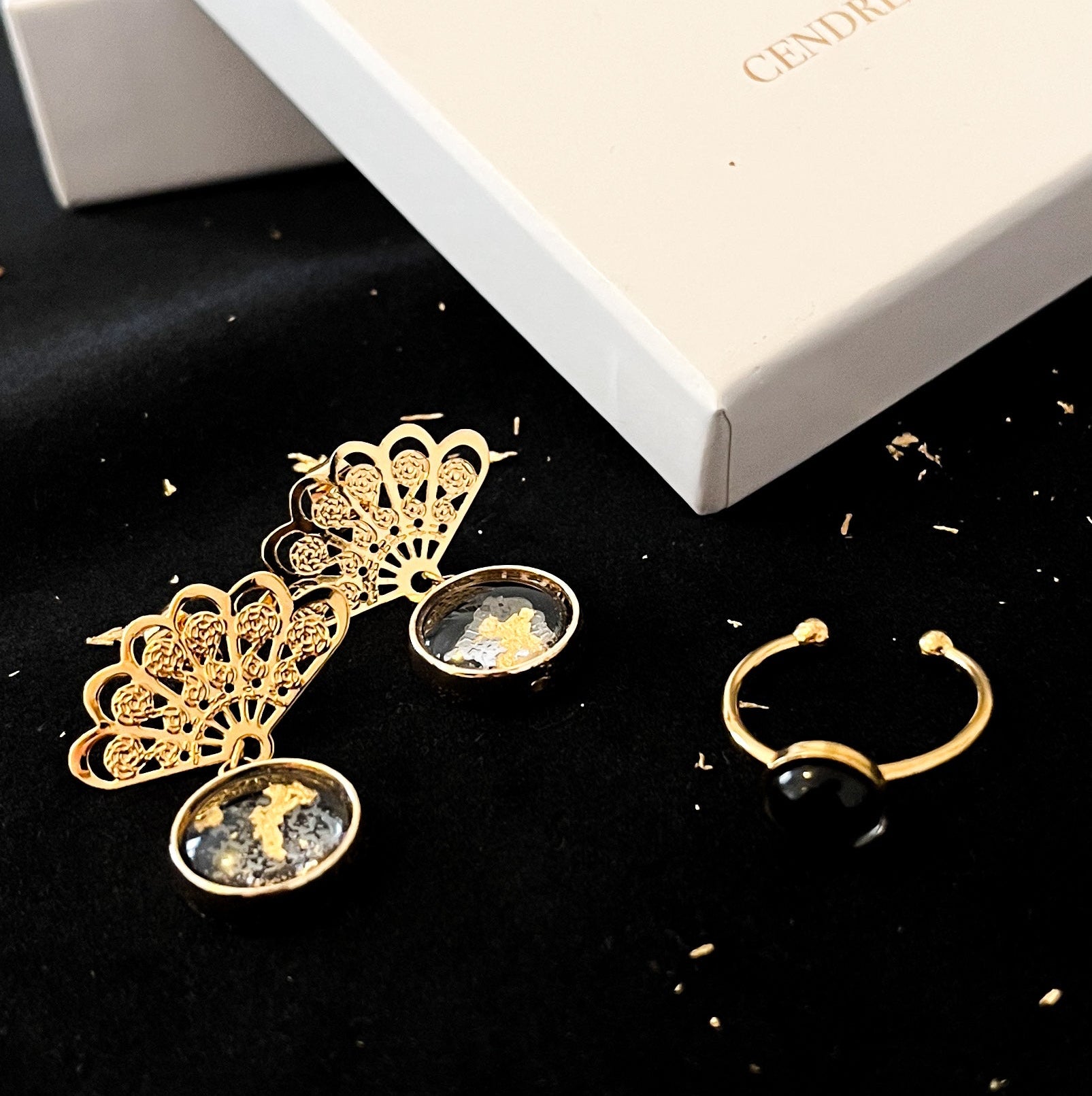 Coffret Boucles & Bague Noir de Vigne