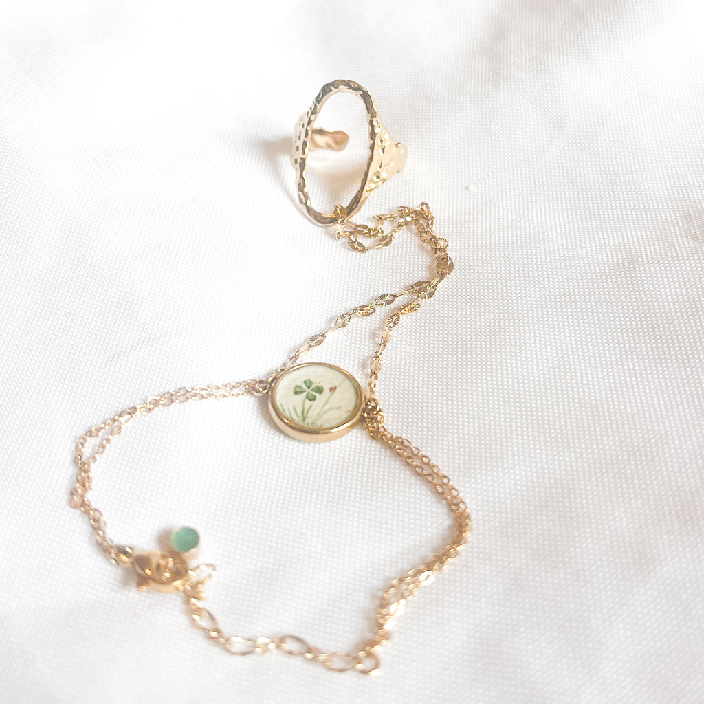 Bijou de main Flora