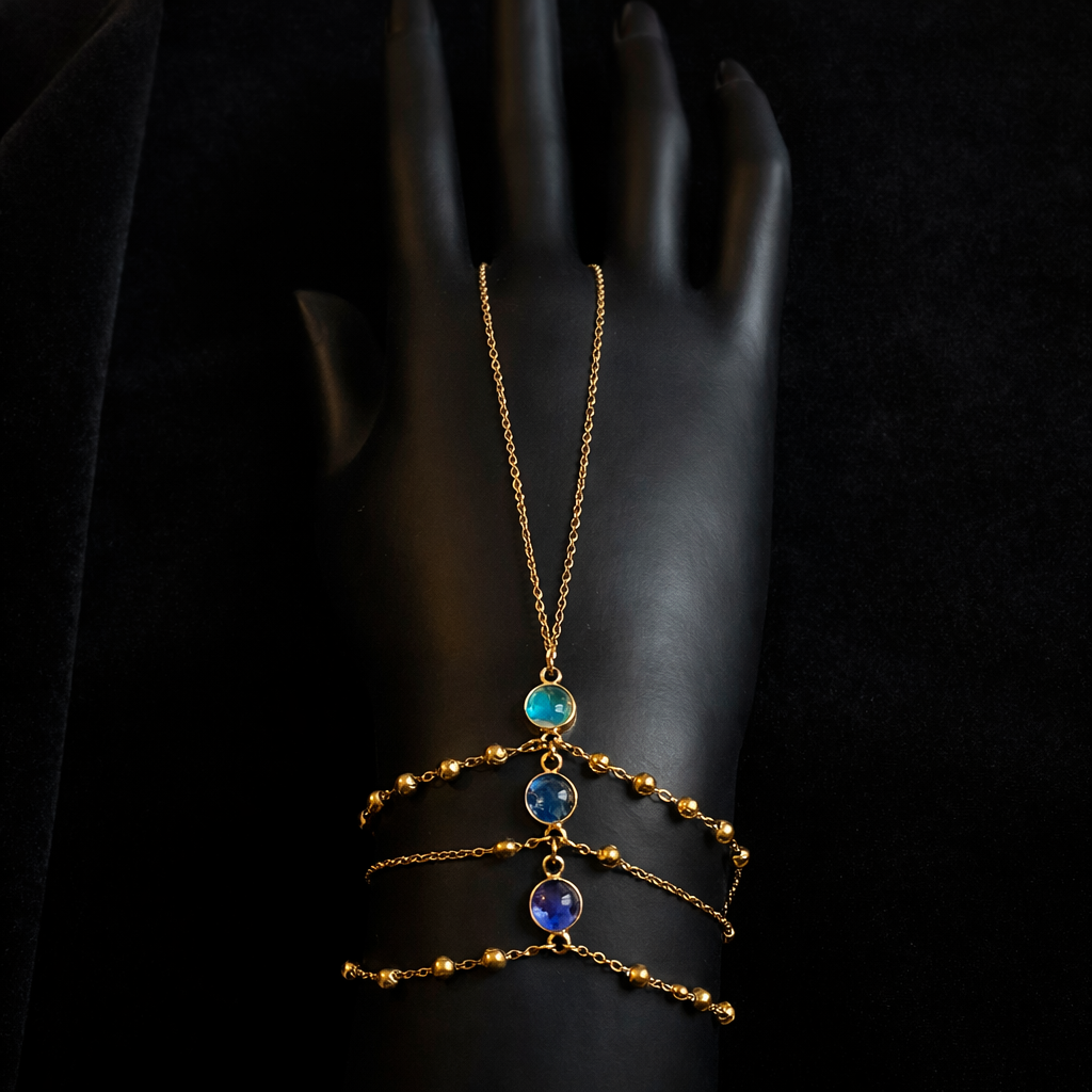 Le Bijou de Main Mäille