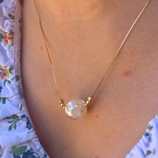 Collier Isis